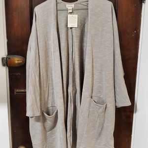 DONNI. Ribbed sweater coat